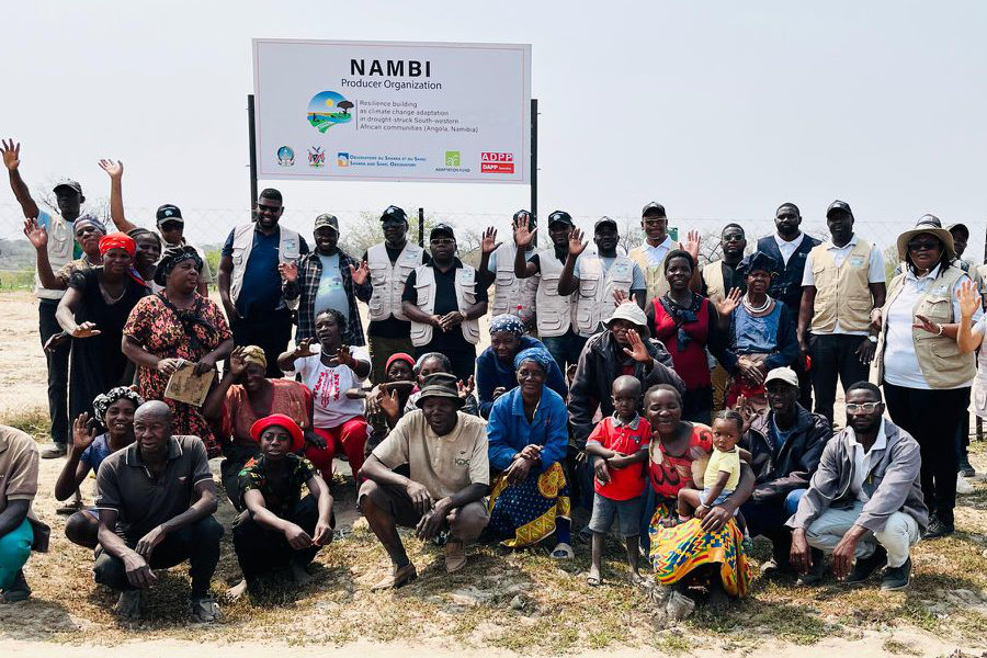 These farmers are organised In a Producer Organisation learning together adapting to climate change
